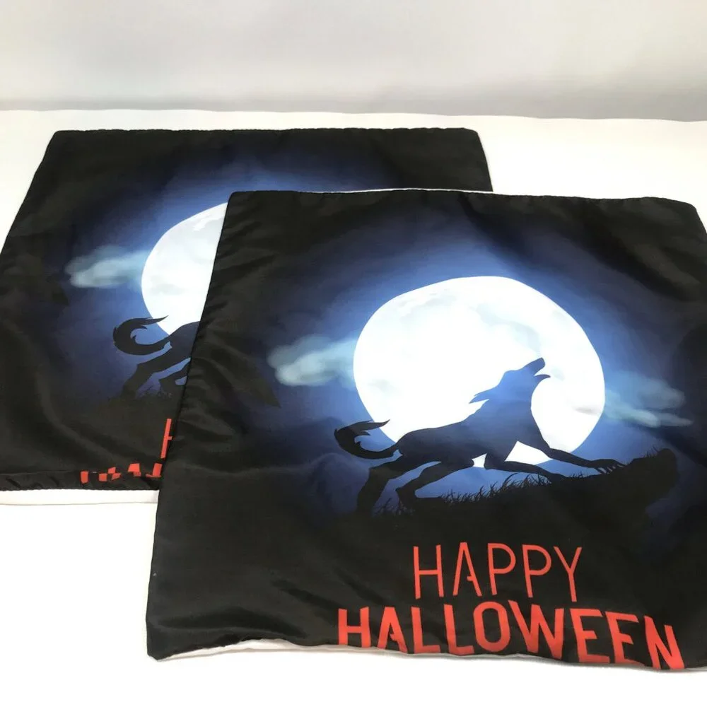 Halloween Pillow Cover Set Werwolf Howling at the Moon